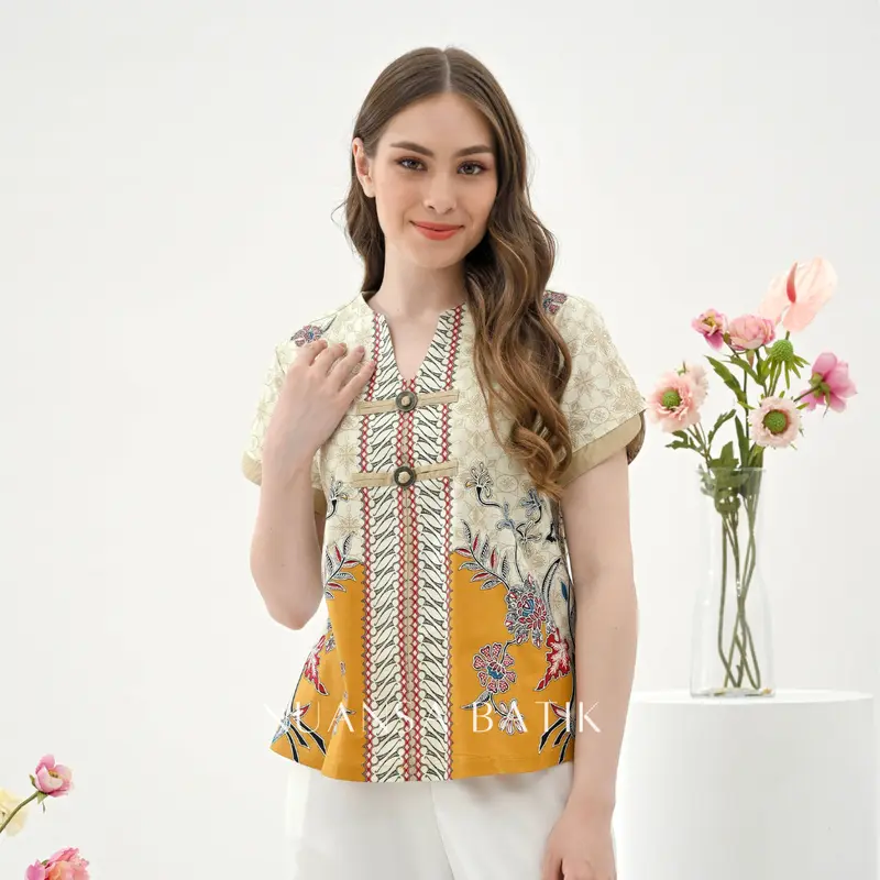 Nuansa Batik Blouse Batik Model Koin Lengan Pendek Bahan Katun Stretch 0