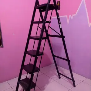 【Diskon 50%】Tangga dapat menahan 300KG (lantai 3 sampai lantai 7) 3 warna, merah, hitam, putih, tangga, Tangga lipat, tangga multifungsi. Tangga alumunium Tangga baja, tangga lipat