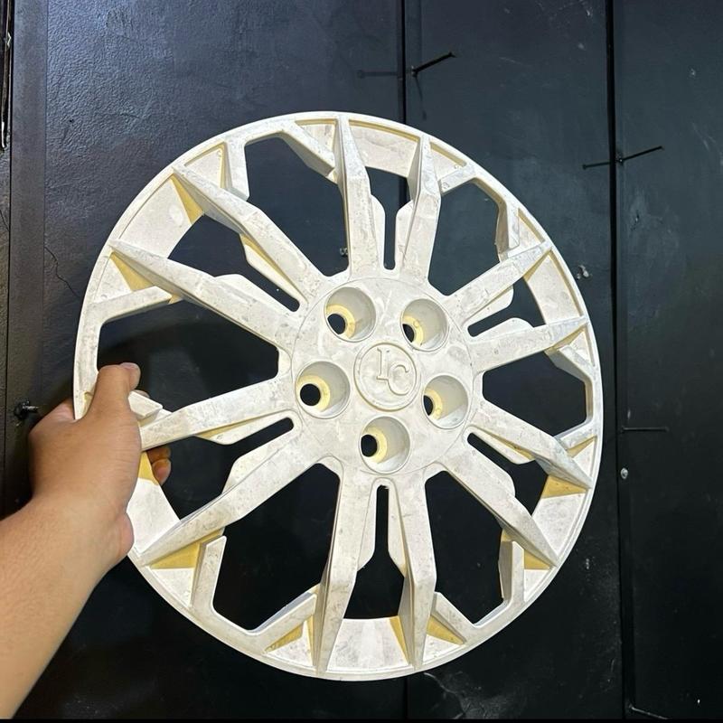 1biji Wheldop pick up ring 17 baut roda 5 L300, Granmax , New carry bahan plastik lentur 1biji Wheldop pick up ring 17 baut roda 5 L300, Granmax , New carry bahan plastik lentur