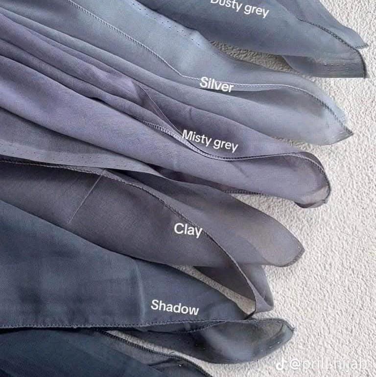 beli 2 gratis 1️ spill warna hijab yg bikin wajah cerah dong!!fix harus tau yg satu ini️ Bagus buat daily hijab ataupun formal  Warnanya cangtip², mudah diatur  Tegak paripurna dan melengkung sempurna  Cakep bgt 2
