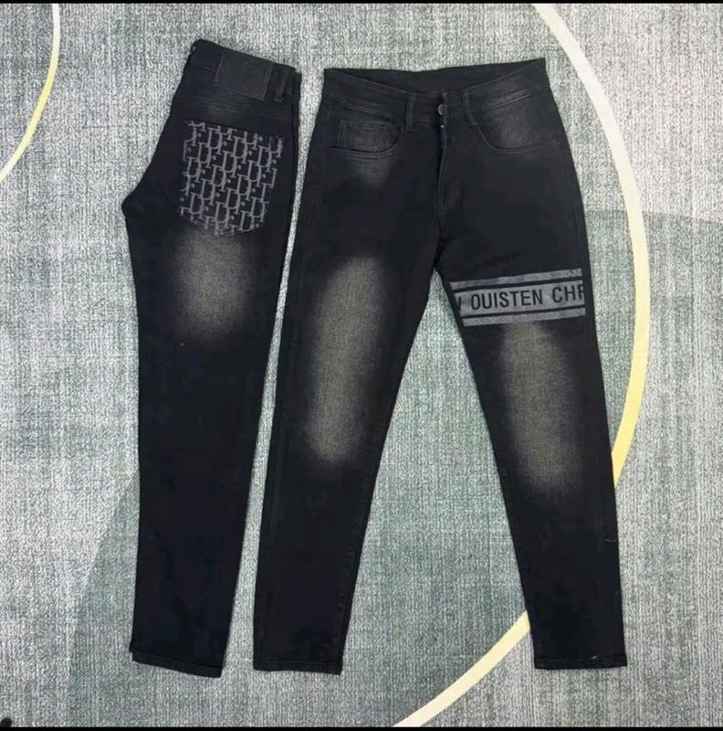 Quần jean nam đen in chữ túi và đùi, chất vải co dãn dày dặn form skynny ôm gọn mẫu mới jeans dsq