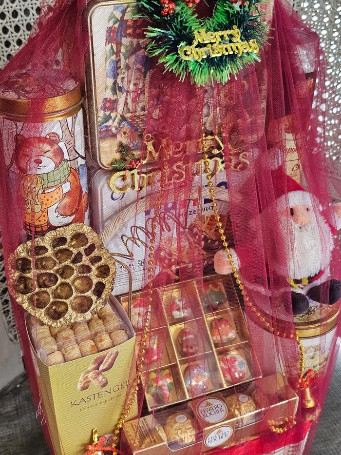Gambar Parcel Cookies Santa Claus 209 Parcel Box Cookies Parcel Kereta Santa Cookies Lebaran Kue Lebaran Gift Natal Kado Natal Hadiah Natal Bingkisan Natal Hampers Christmas dari Gaby Bella Florist Kota Administrasi Jakarta Selatan Tokopedia
