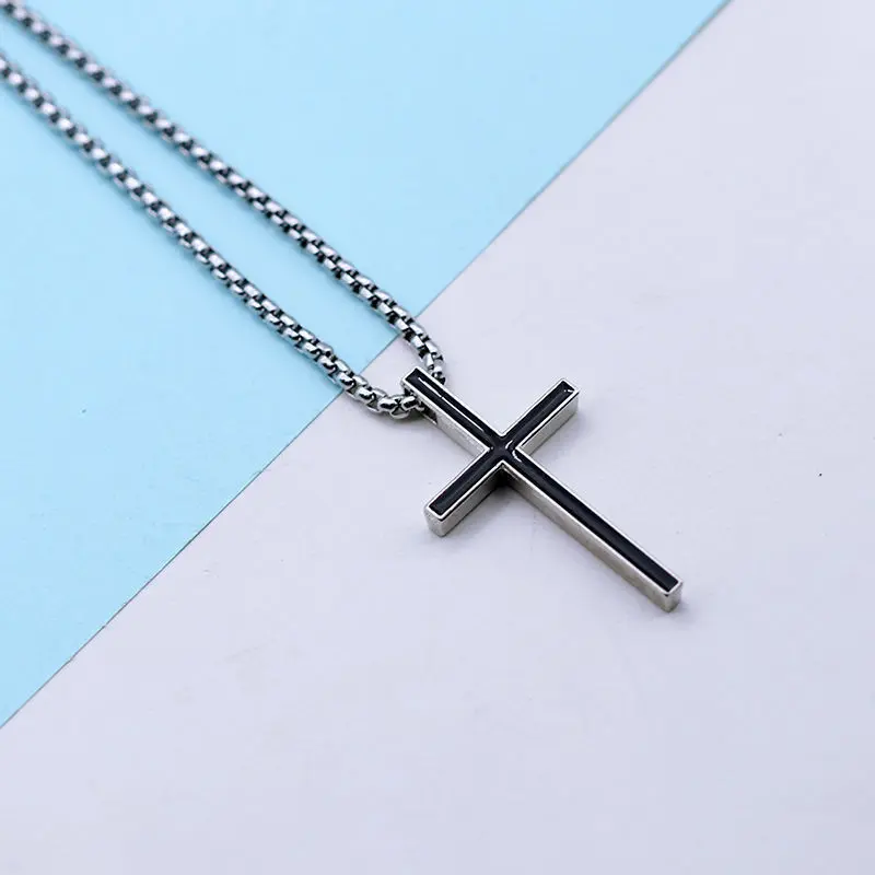 Kalung Titanium Pria Dan Wanita Liontin Salib Enamel Model Mewah Terbaru Aksesoris Silver Antikarat Couple Elegan