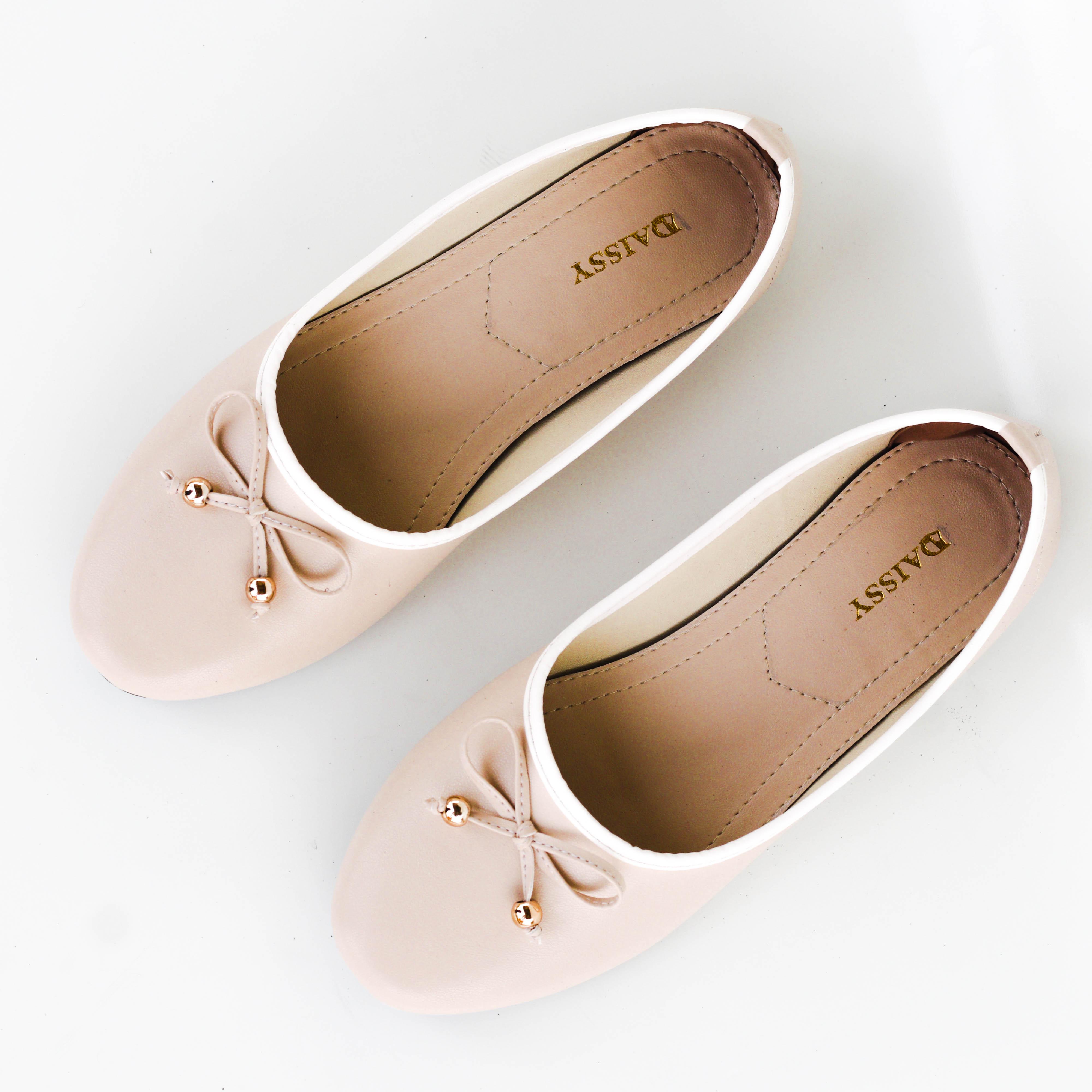 Sepatu Kerja Flatshoes Alana Wanita BigSize Hitam - DAISSY Black