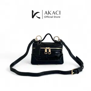 Tas selempang wanita GRACE Akaci Hand bag 10-8371 Bahan croco glossy 1 ruang tas mini muat hp lucu elegan mewah murah berkualitas BARU Tas selempang wanita GRACE Akaci Hand bag 10-8371 Bahan croco glossy 1 ruang tas mini muat hp lucu elegan mewah murah berkualitas BARU