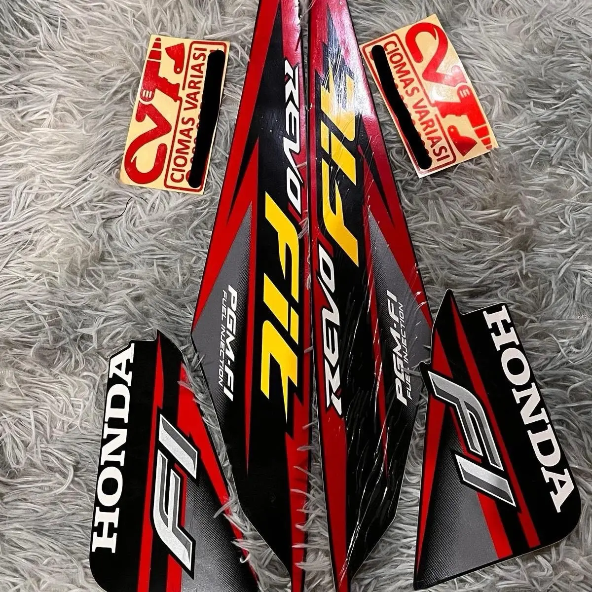Stiker striping body motor revo fit 2017 Motorcycle