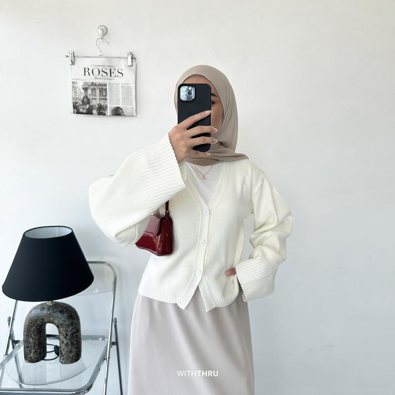 Thru Outfit - Lafi Cardi - Cardigan Knit Wanita 0