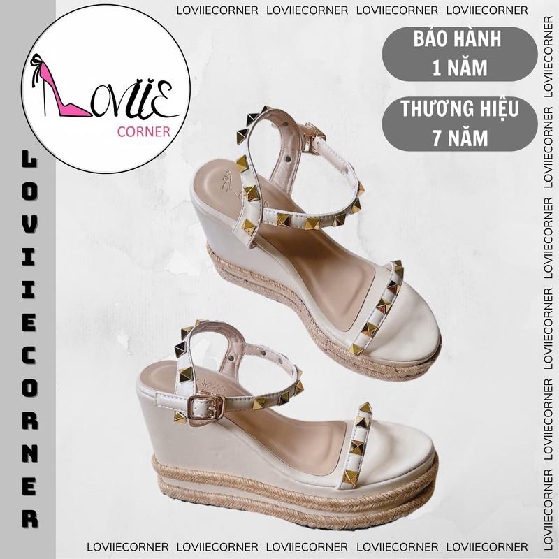  LOVIIECORNER - GIÀY SANDAL NỮ MŨI TRÒN ĐÍNH CHARM ĐINH PHỐI ÁO DÀI TẾT THANH LỊCH - SANDAL NỮ ĐẾ XUỒNG CÓI ĐẾ KHÔNG VIỀN ĐINH CAO 11 PHÂN - S251201 