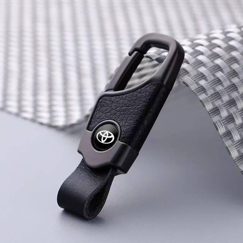 Product Introduction of Car keychain suitable for Toyota Rav4 vios Levin corolla camry terrios leather keychain waist pendant 9