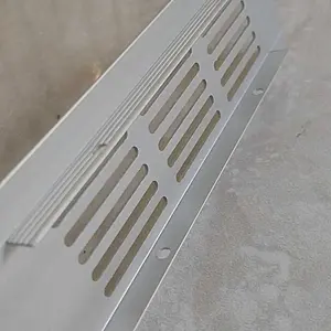 Sarangan Saringan Lubang Hawa / Lubang Udara / Lobang angin / Saringan Udara Kotak Ventilasi (Ukuran 5 x 15) Warna Hitam Dan Anodize