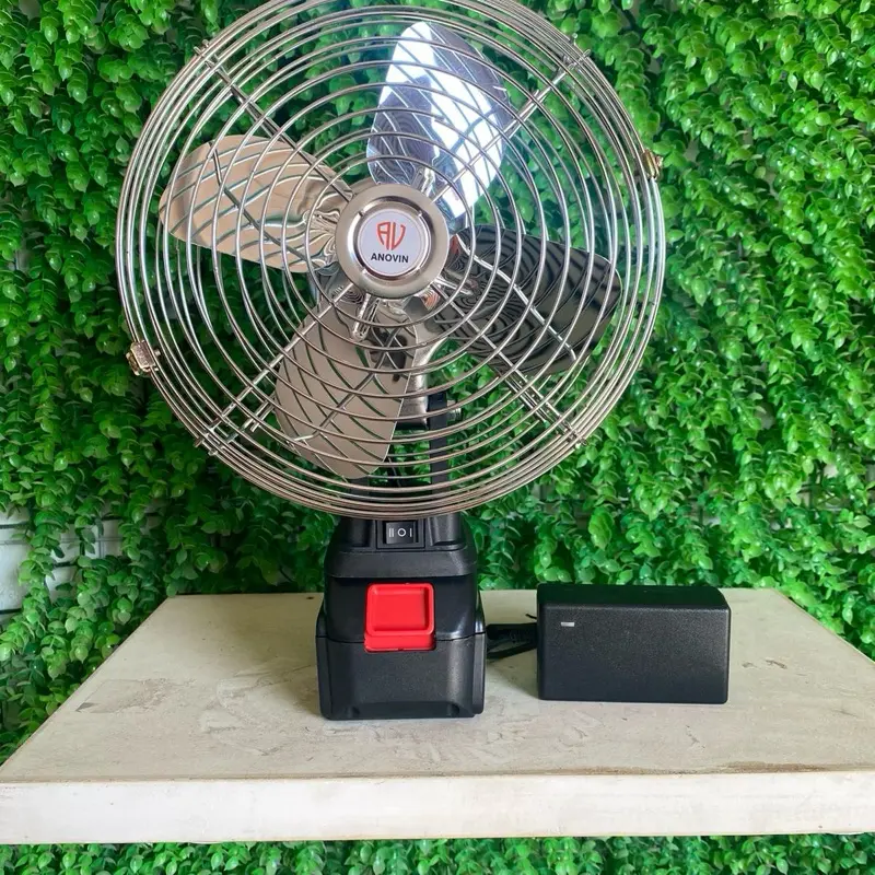 Quạt tích điện inox rộng 22cm với 2 tốc độ gió , chân pin phổ thông , có cổng USB , quạt Fan 5