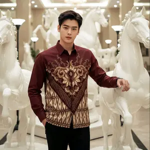 kemeja baju batik pria slimfit premium warna burgundy lengan panjang lapis furing motif SINARENGAN bahan katun halus premium tebal solo Merah