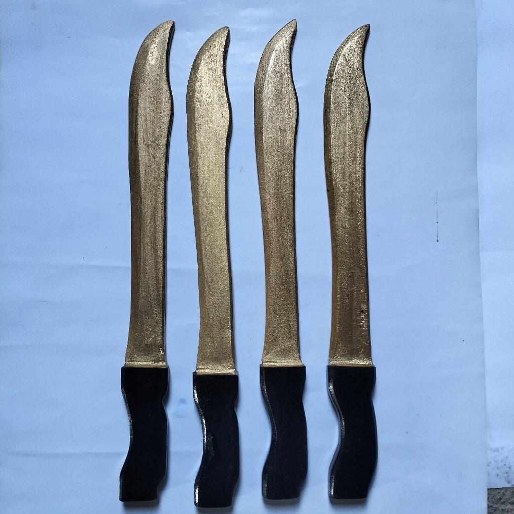 Mandau Kayu Miniatur Alat Untuk Latihan Olahraga Silat Beladiri Boxing