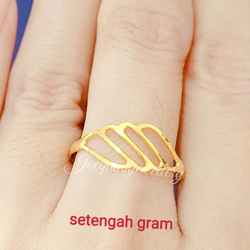 Cincin lonjong bolong setengah gram