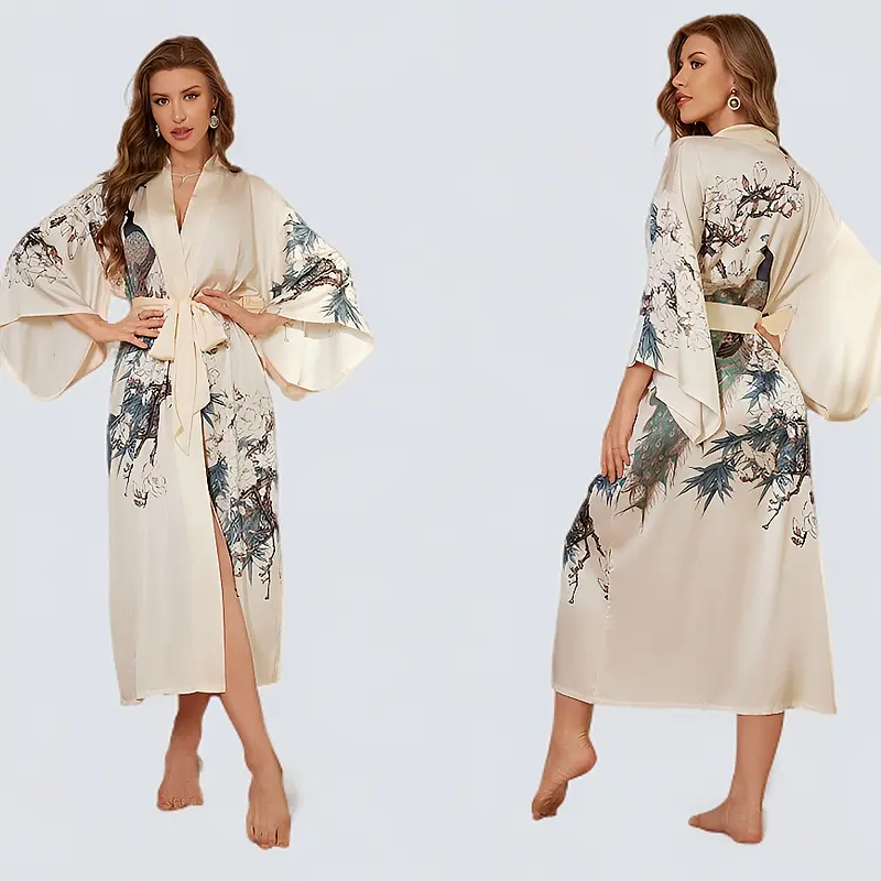 For those weighing 80 kilograms, luxurious long-sleeved long nightgowns/bathrobes are available with multiple styles to choose from.