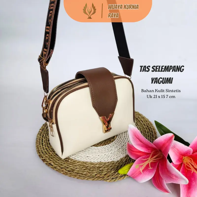 Tas Selempang Wanita Wrislet Yagumi 3 Ruang Tali Lebar Bahan Kulit Sintetis 0