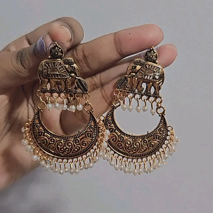 Oxidised Gold Elephant earring