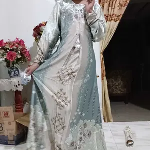 Couple Dress MEDIINA Bahan Silk Premium Set Kemeja Pasangan Motif Bunga Elegan Mewah Wanita Panjang Muslim Gamis Pesta Kondangan Keluarga Baju