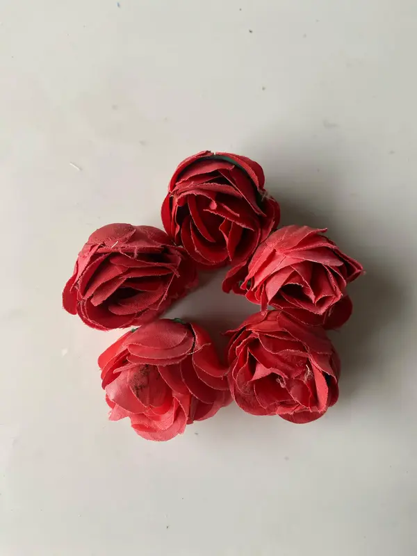 kuntum mawar 5 cm.bunga buket bunga hias bunga palsu.jual per 50 pcs 4
