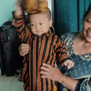 Baju adat jawa anak laki laki (Baju + Celana + Blangkon) surjan lurik usia 0-12 tahun khas jogja solo Cowok Cewe Parsel Bayi
