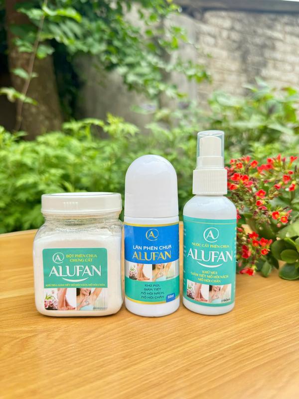 Combo 3 hộp phèn chua khử mùi hôi nách, hôi chân ( 01 hũ dạng bột 150g + 01 chai lăn phèn chua 50ml + 01 chai xịt nước cất phèn chua 60ml)