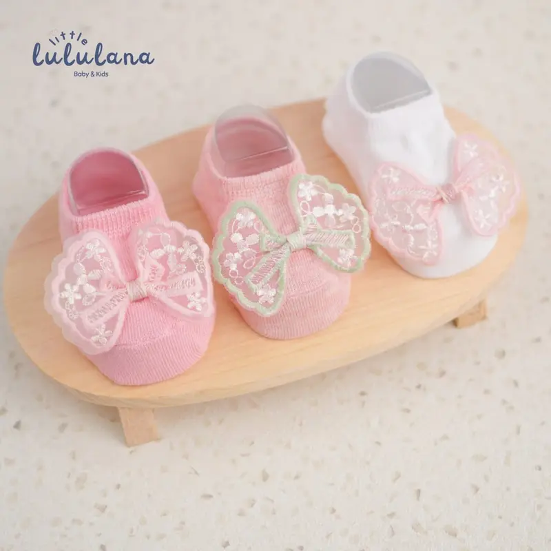 Little Lululana - Lily | Kaos Kaki Bayi Unisex Sepatu Anak Bayi 3D | Newborn Baby Socks | Kaos Kaki Bayi perempuan 0–6 Boneka Lucu Anti Slip satu  paket 2