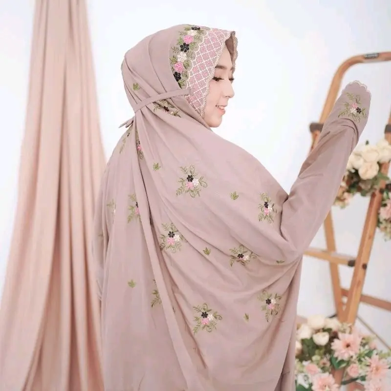 MUKENA DEWASA TERUSAN BERWARNA MOTIF BORDIR TABUR BUNGA, MUKENAH DEWASA LAJURAN LANGSUNGAN PANJANG DEWASA VARIASI WARNA PUTIH, PINK, MOCA, COKSU, COKLAT, BIRU, HIJAU, KREM, ABU-ABU, NAVY, LILAC BAHAN POLINO MICRO NYAMAN RUKOH POCONG KEKINIAN ALA KOREA 0