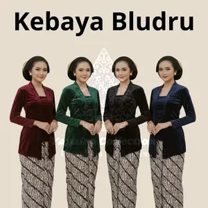 (1 Set) Kebaya Bludru Polos Kutubaru