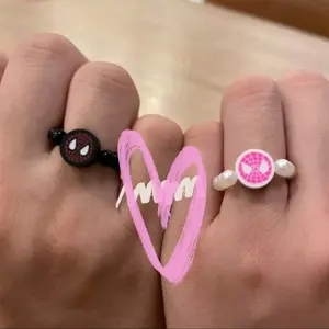1 paket//Cincin Couple Spiderman Manik Hitam Putih - Rings Elegan