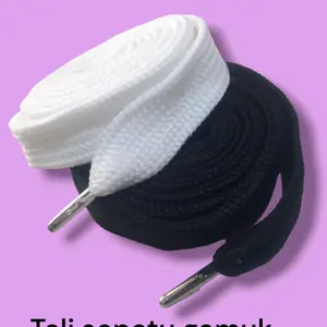 Tali sepatu gemuk 2cm varian warna hitam & putih Shoe ujung besi