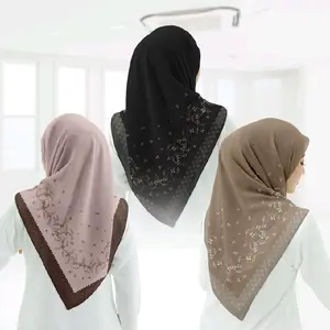 Hijab Segi empat Voal Motif Lasercut Series Wardan