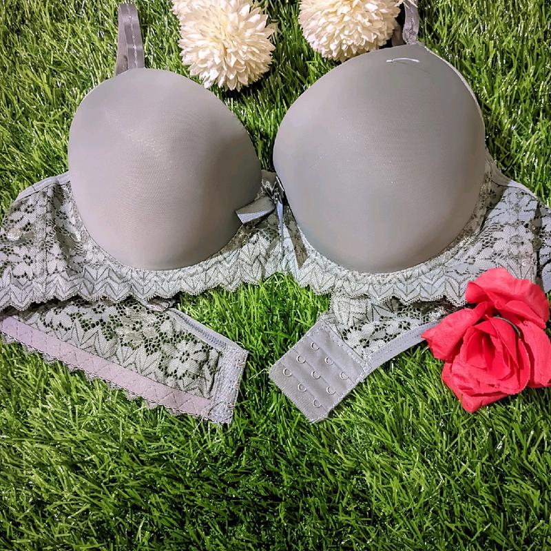 Bh Bra Busa Tebal Pake Kawat Bra Wanita Push Up Kait 3 Super Montok Cup C Bra Cantik Motif Polos Mix Renda Lembut 2