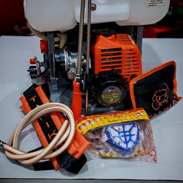 TANIKA TNK-838 KAPASITAS 20 LITER Knapsack Power Sprayer 2 Tak 26 cc 0.75 kW Tekanan 10-30 Bar Sistem EZstart Stainless Steel - Nozzle