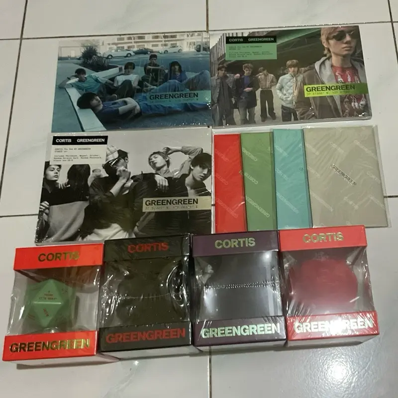 [READY STOCK] CORTIS GREENGREEN THE 2ND ALBUM POB LUCKY DRAW BRIDGE STREET STUDIO VER martin james juhoon seonghyeon keonho
