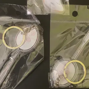 Gantungan Kunci Sepatu SHB 65 Z4 Badminton Shuttlecock Lucu Keychain