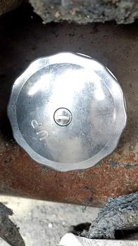 Product Review of Tutup tangki Solar Hino500 hino lohan tutup tengki minyak hino tronton hino 500 fuel tank cap hino lohan hino500 hino 500 from "**" 0