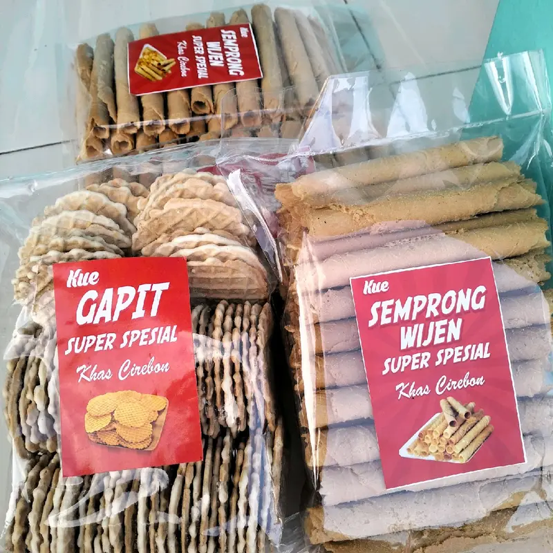 kue Gapit Wijen kue semprong 0