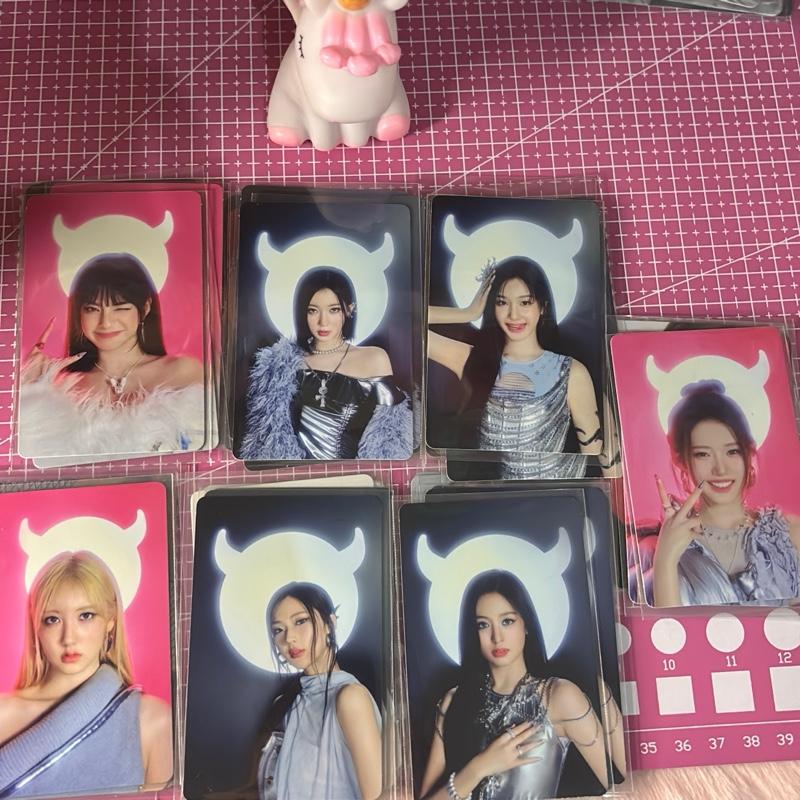 (READY STOCK) PHOTOCARD OFFICIAL BABYMONSTER BANDANA VERSION 1