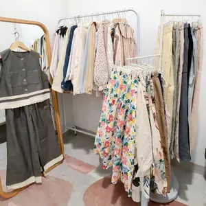 Sytera Series Korean Style - Pakaian Wanita Elegan dengan Desain Bunga dan Warna Netral Gaya Modern dan Stylish