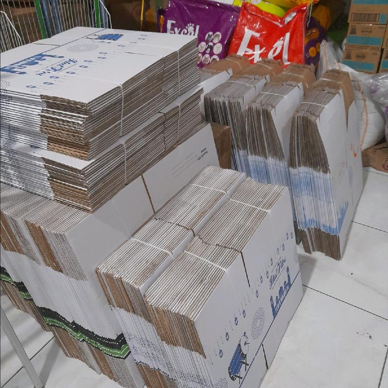 kardus parsel lebaran . coxok buat munjung/kasih THR sanak family 7