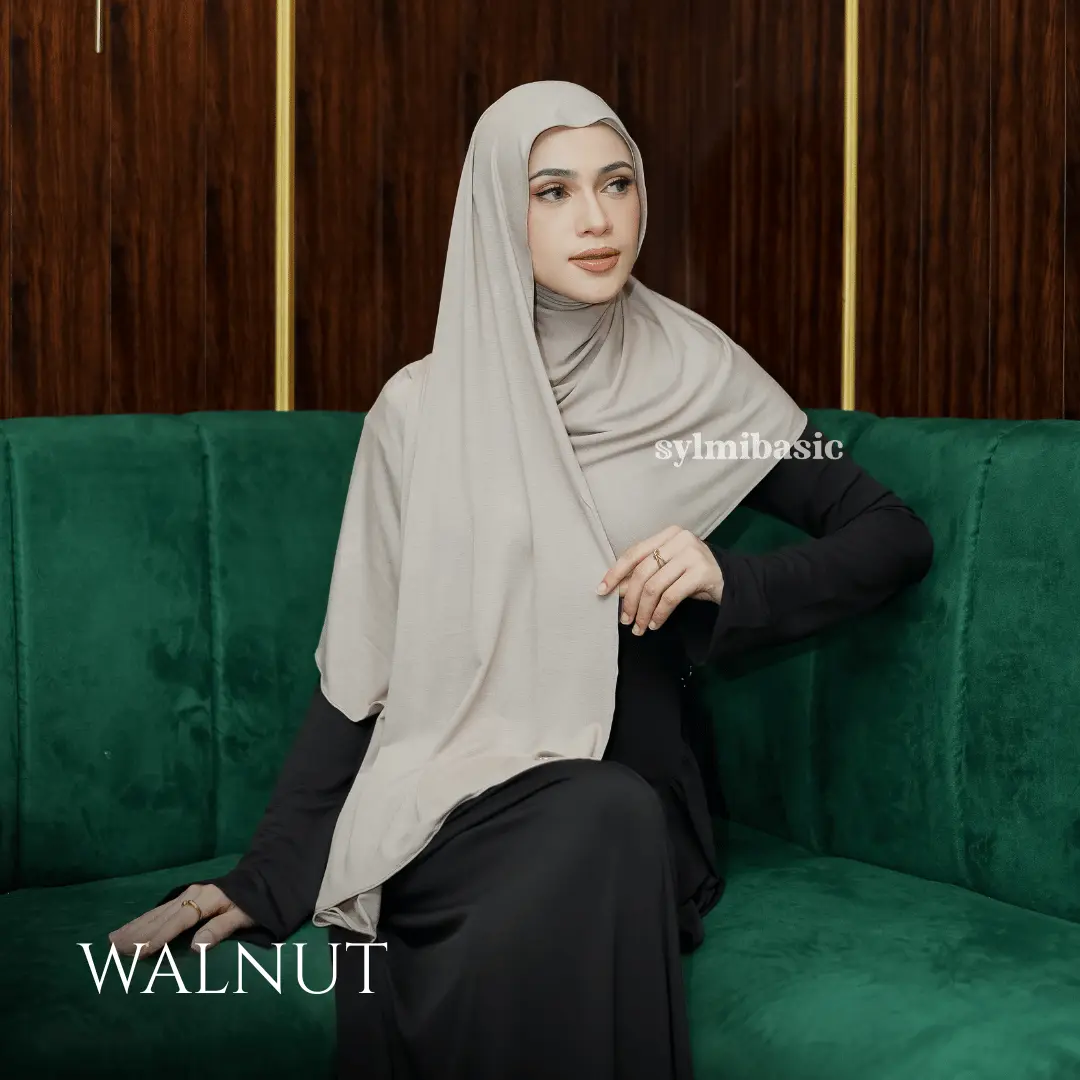 Aya Walnut