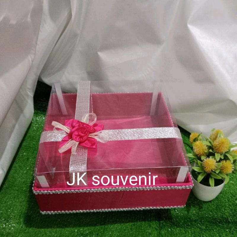 kotak kue kotak bingkisan kotak seserahan pita+ bunga samping 3
