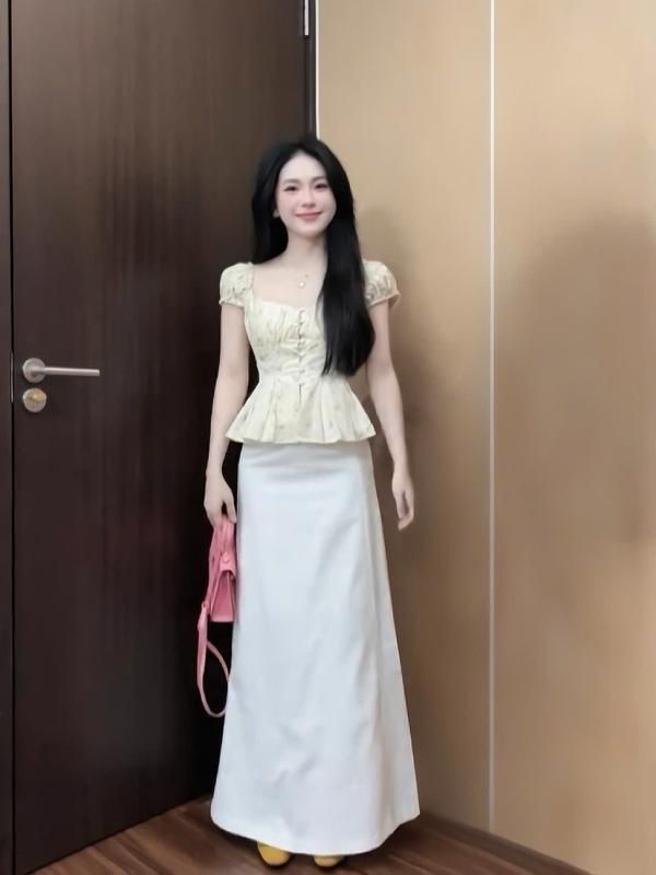  ELENA -  Lẻ áo + váy  Set Áo Cổ Vuông Hoa Kem Pastel Tay Bồng Tiểu Thư 