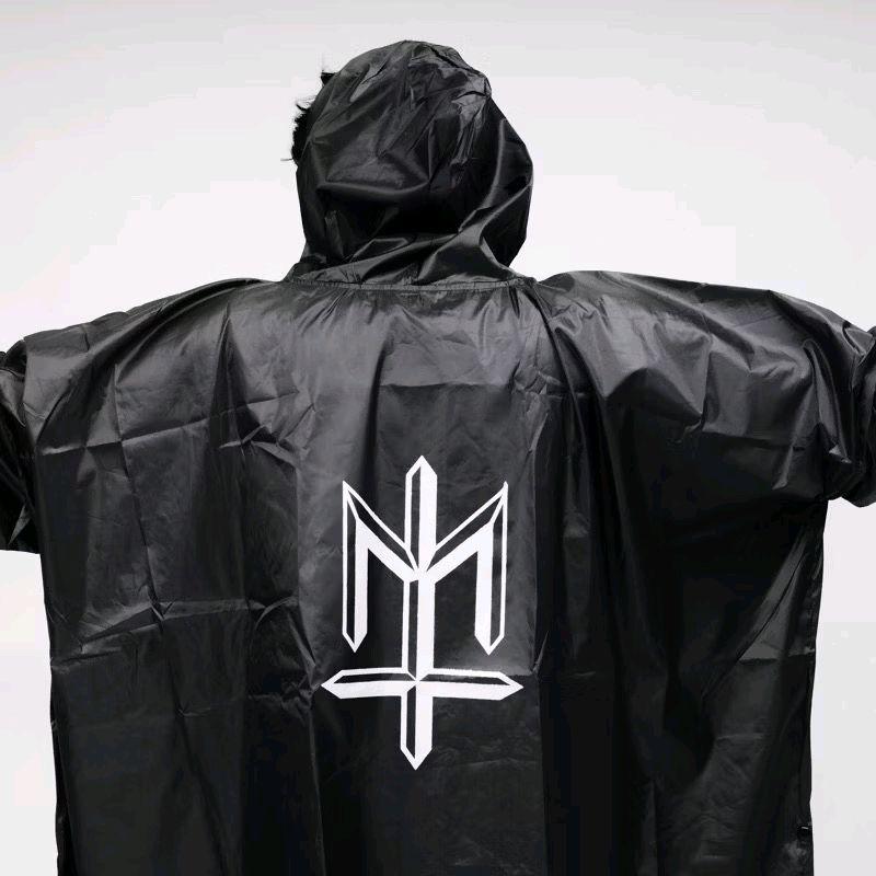 MATERNAL DISASTER - Jas Hujan Ponco + Celana Setelan Bahan Pvc Tebal Elastis Anti Rembes 4