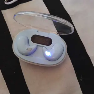 X55 TWS Bluetooth Earphone Invisible Wireless Earbuds LED Display Suara Jernih Desain Unik Modern
