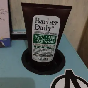 Barber Daily Acne Care & Oil Control Face Wash 100mL