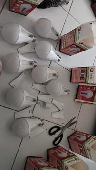 Product Review of [MAX] Lampu LED Emergency 30W / Lampu Magic Bohlam Abulb 30 Watt / Lampu Pasar Malam from B**s 1