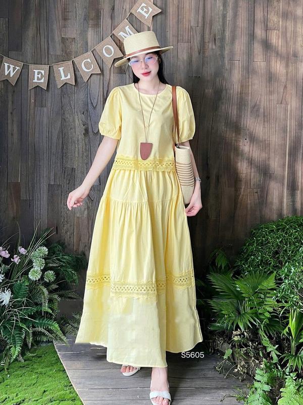 Sét Đồ Nữ Sang Chảnh Mùa Hè Áo Phối Ren Nữ Kèm Chân Váy Vàng Bộ Ren Nữ Áo Cộc Tay, Bộ Áo Kèm Chân Váy Mặc Đi Biển S5605