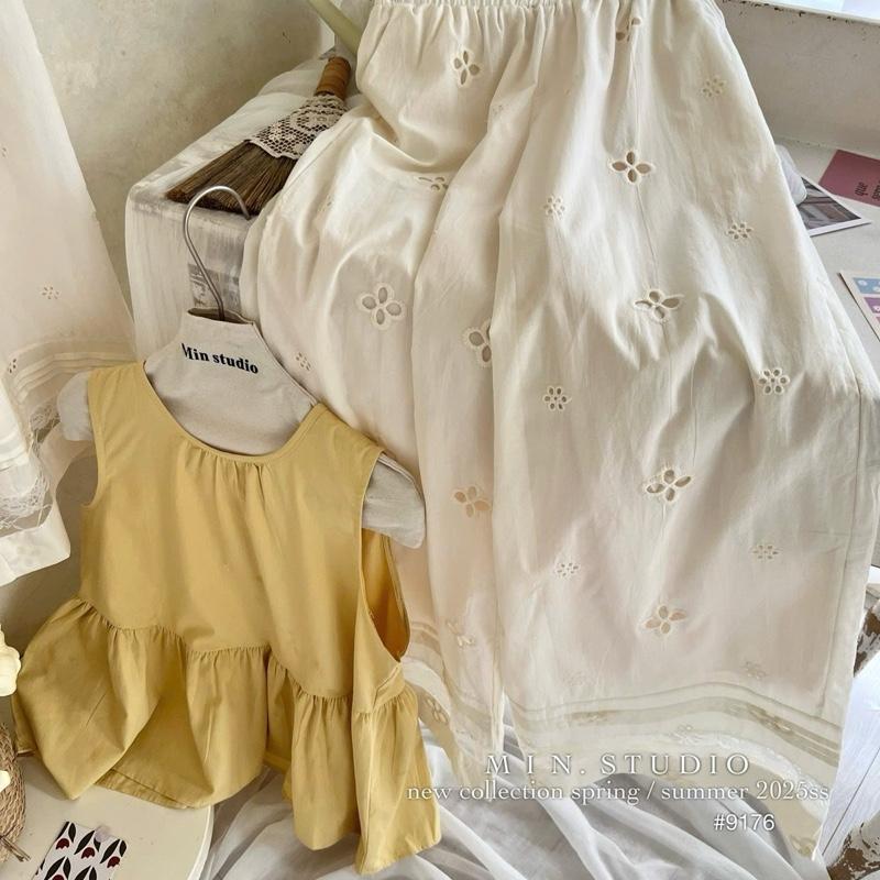 Set áo babydoll kèm quần thô hoa cắt nhẹ nhàng đi biển 6