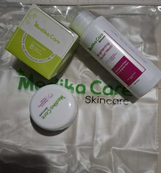 Product Review of Medikacare Basic Skincare 3 in 1 - Mencerahkan kulit kusam (Facial wash + Moisturizer + Sunscreen) from R**y 0